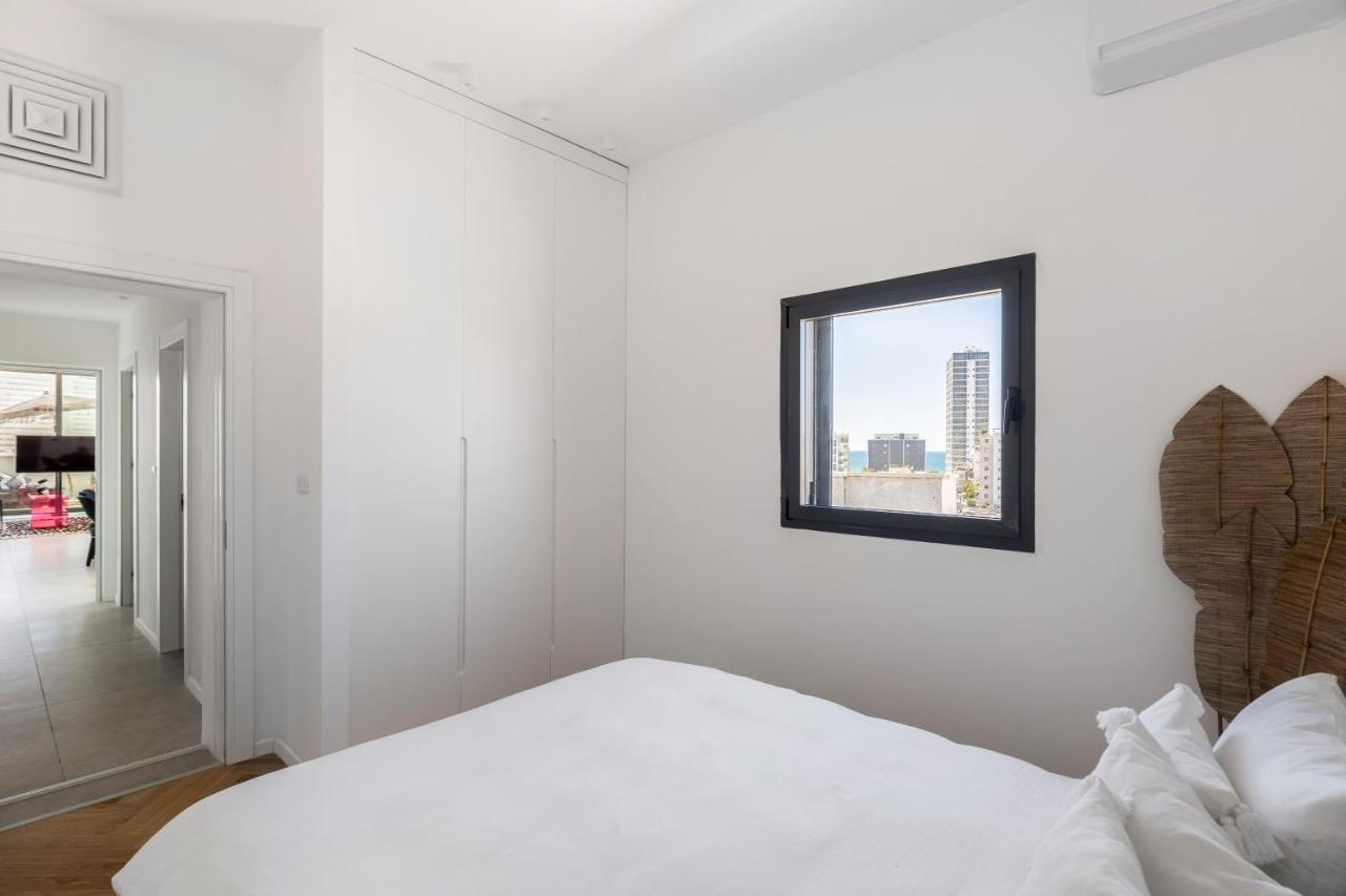 Blue Sky Penthouse By Five Stay Tel Aviv Eksteriør bilde